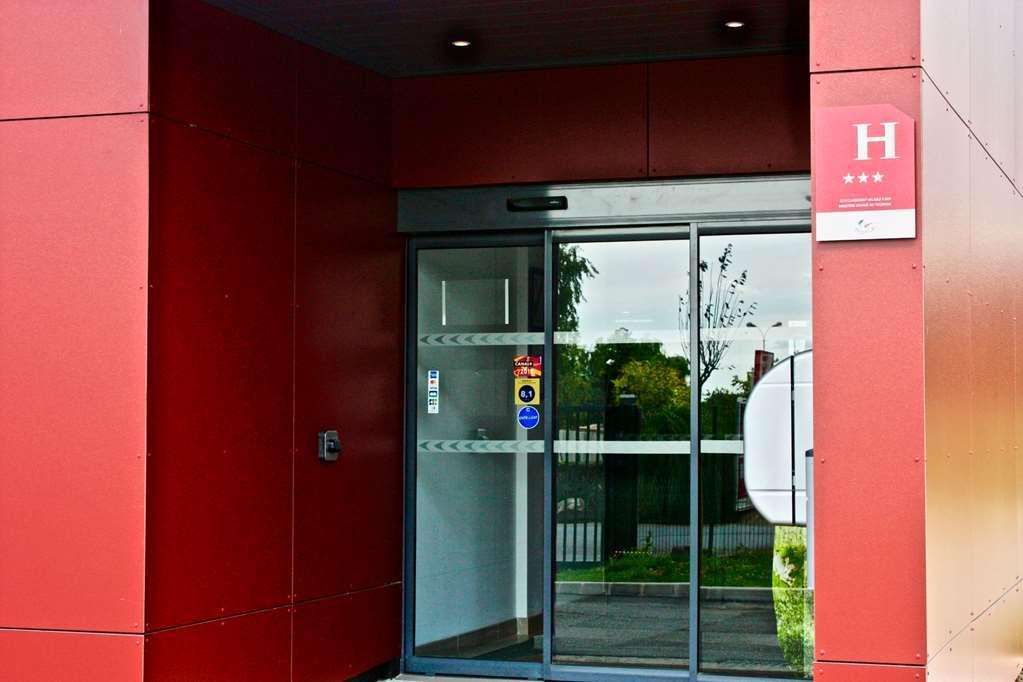 Hotel Akena Aeroport Charles De Gaulle - Saint Witz Exteriör bild