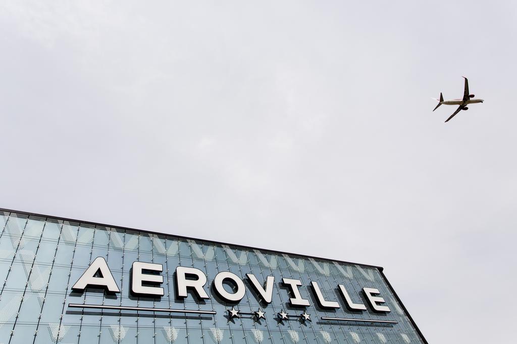 Hotel Akena Aeroport Charles De Gaulle - Saint Witz Exteriör bild
