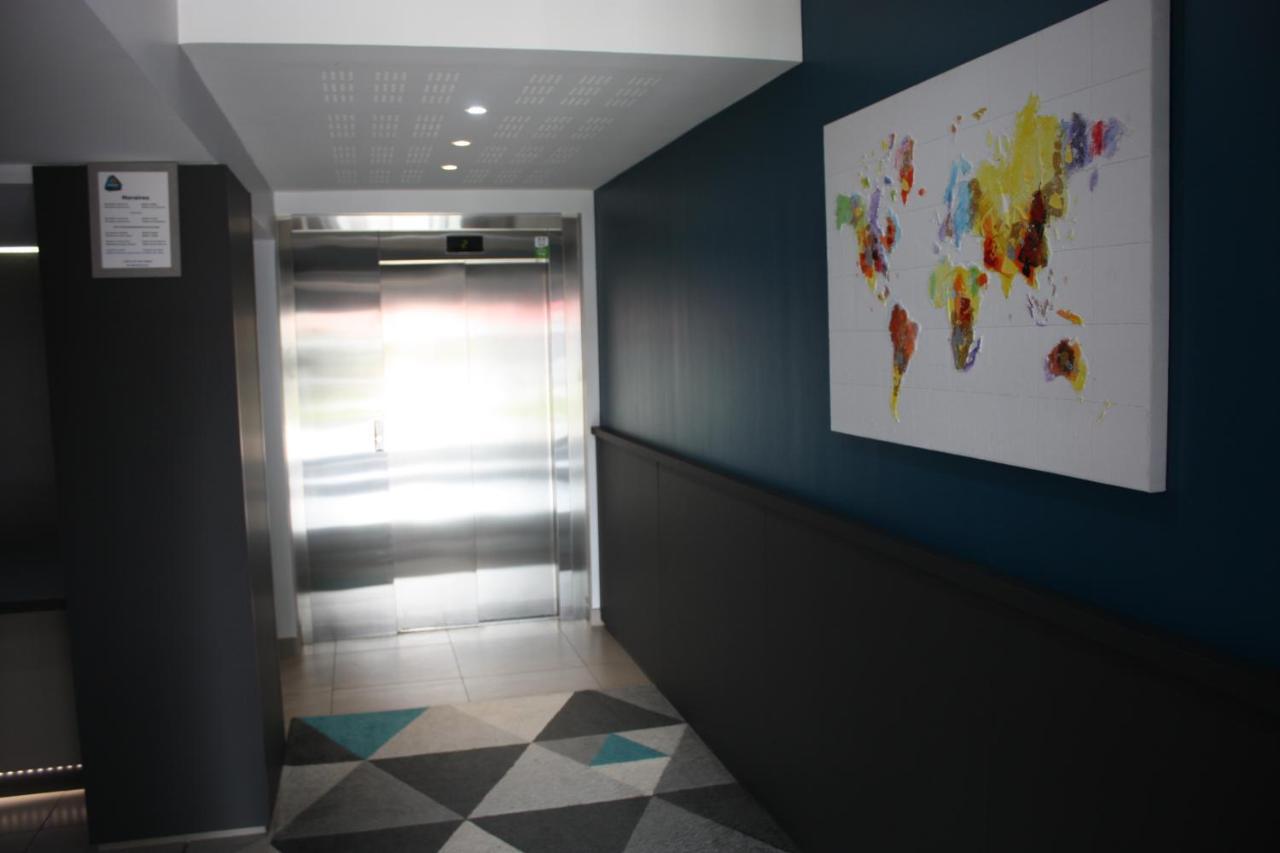 Hotel Akena Aeroport Charles De Gaulle - Saint Witz Exteriör bild