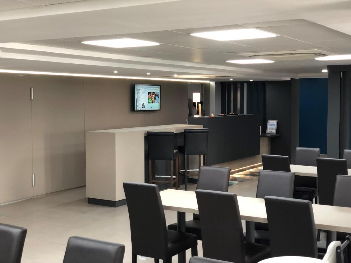 Hotel Akena Aeroport Charles De Gaulle - Saint Witz Exteriör bild